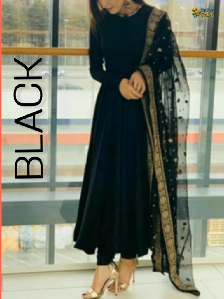 Black color suit, perfect dress color